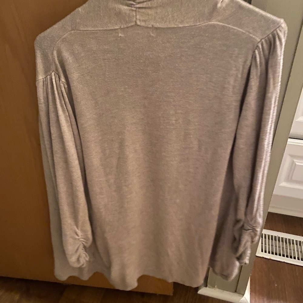 Cardigan - Picture 4 of 4